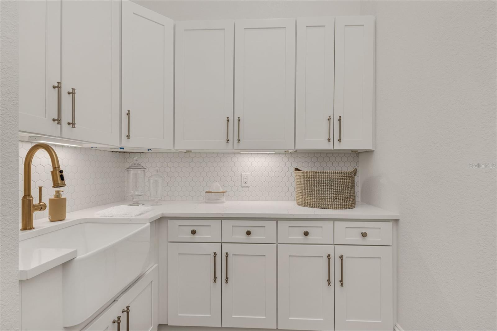 Image 11 of 58 For 435 La Sila Court