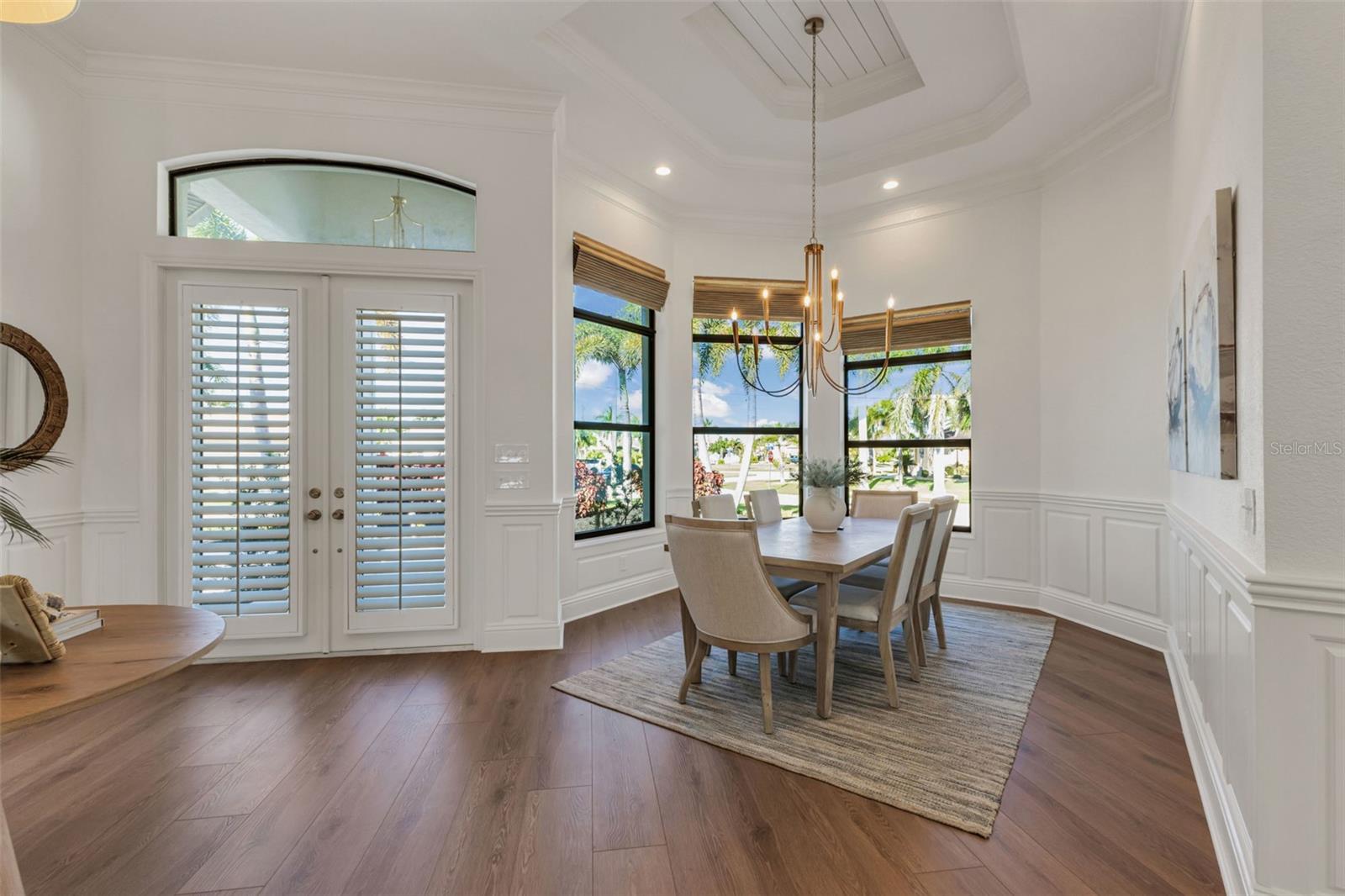 Image 16 of 58 For 435 La Sila Court