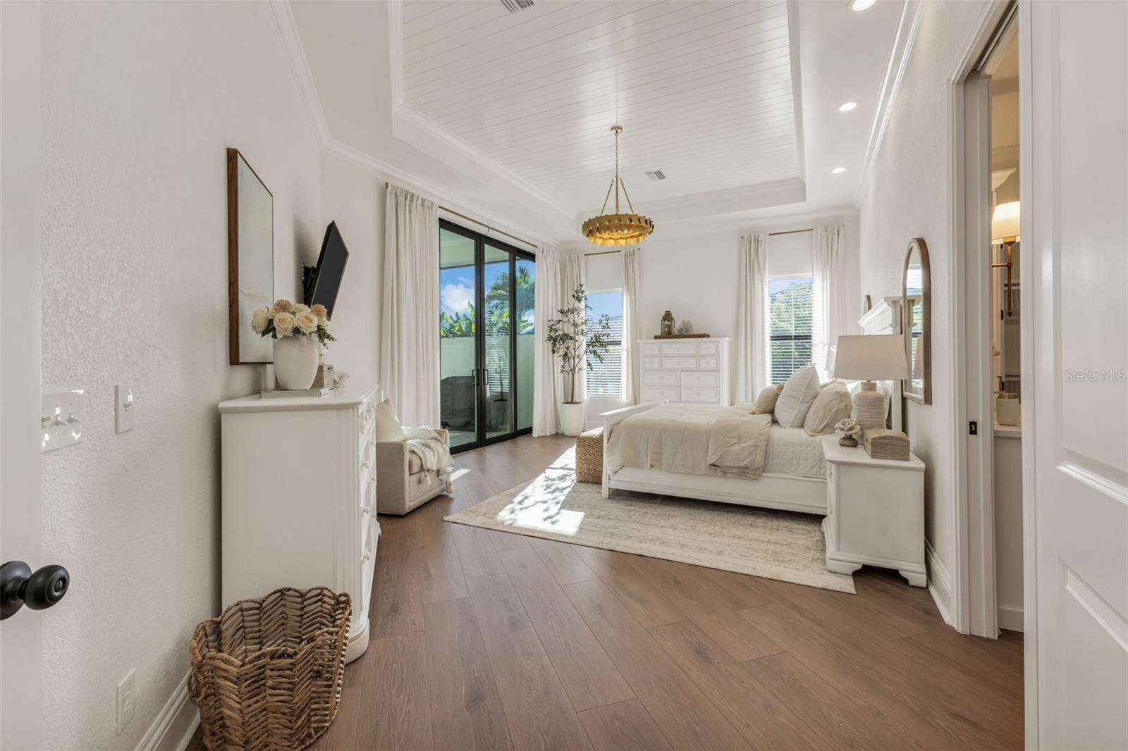 Image 20 of 58 For 435 La Sila Court