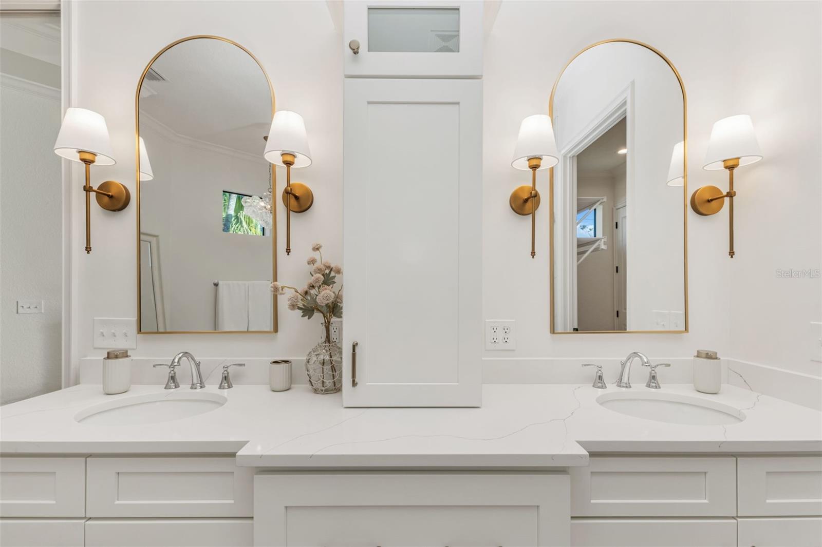 Image 27 of 58 For 435 La Sila Court