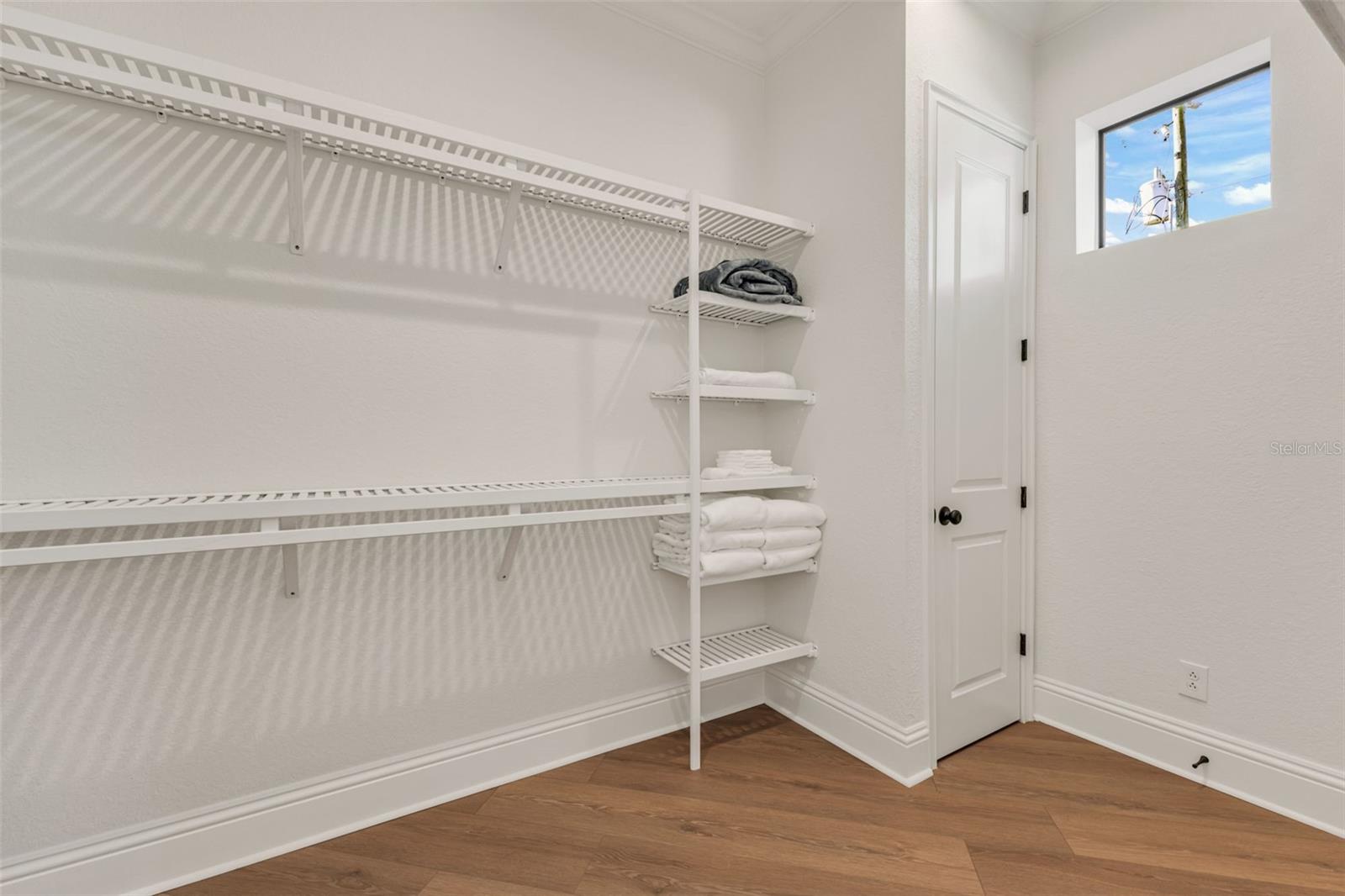 Image 30 of 58 For 435 La Sila Court