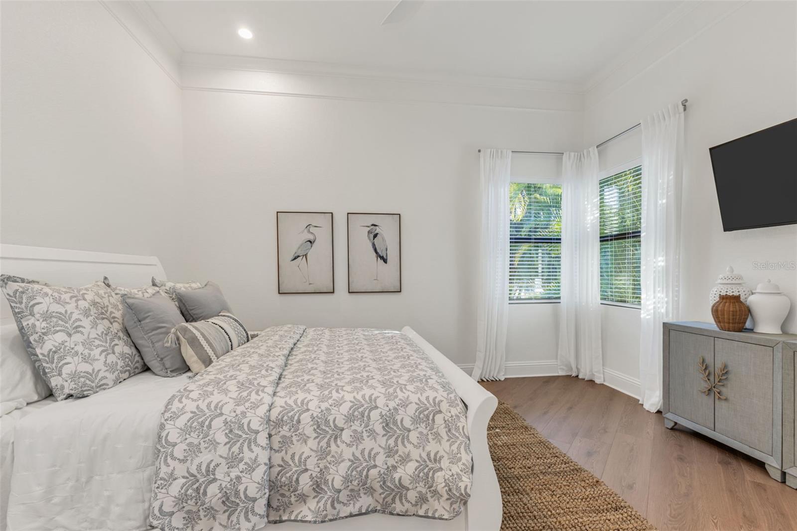 Image 32 of 58 For 435 La Sila Court