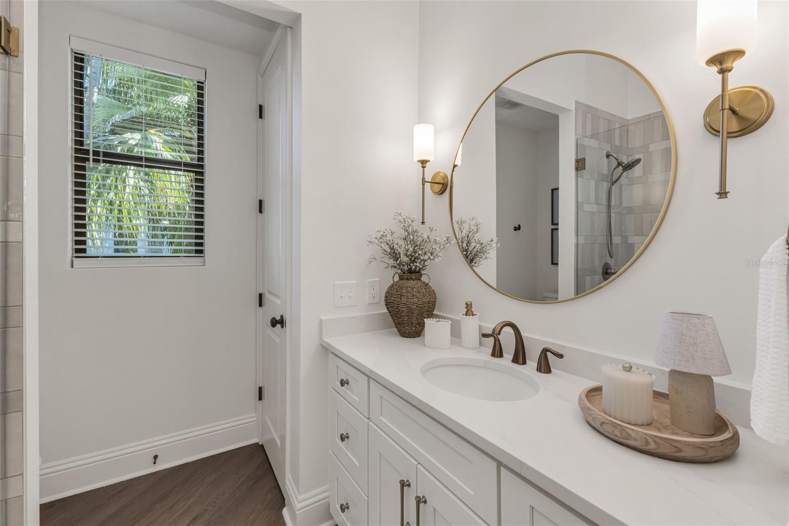 Image 38 of 58 For 435 La Sila Court