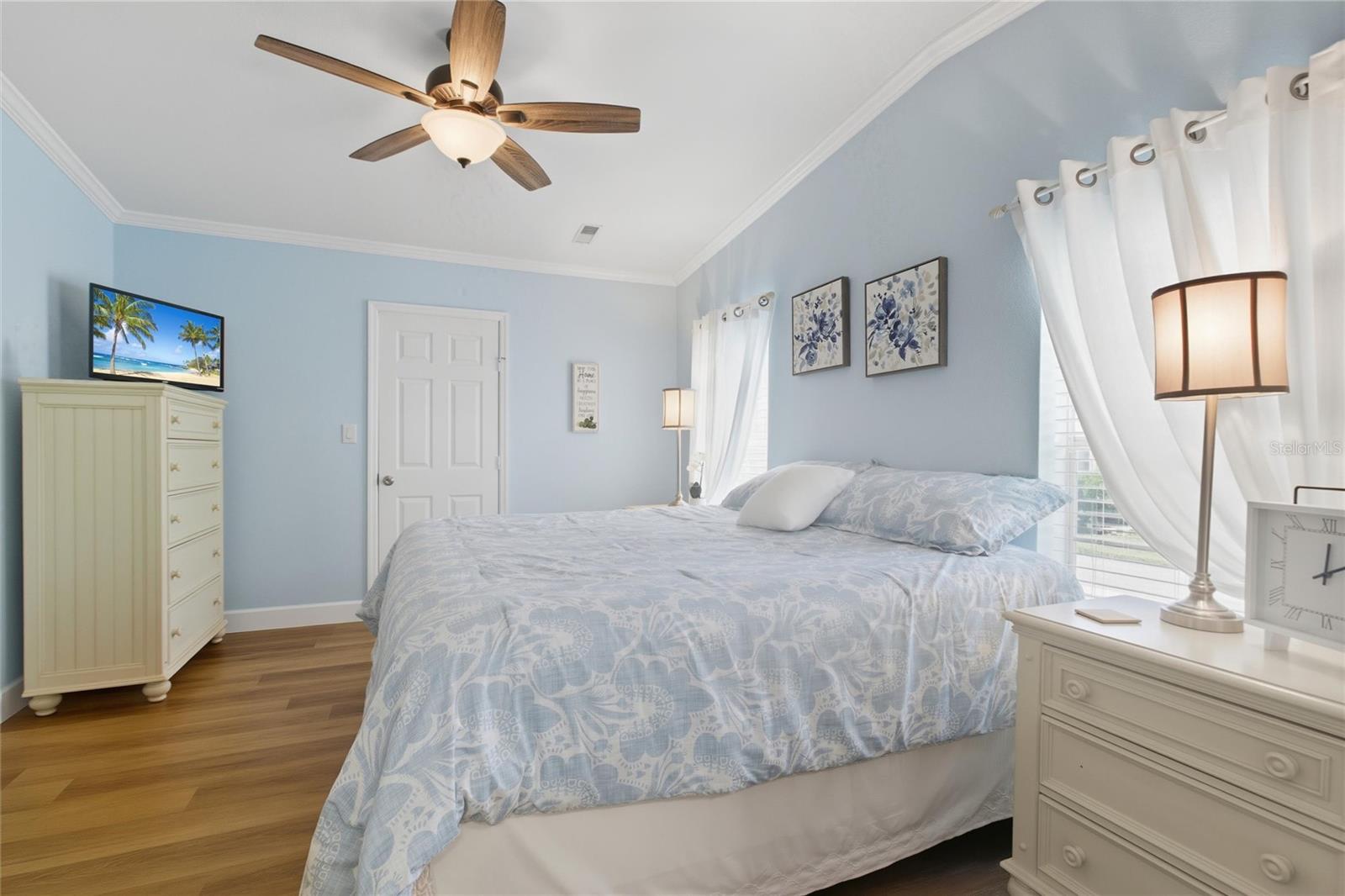 Image 15 of 51 For 2100 Kings Highway 404