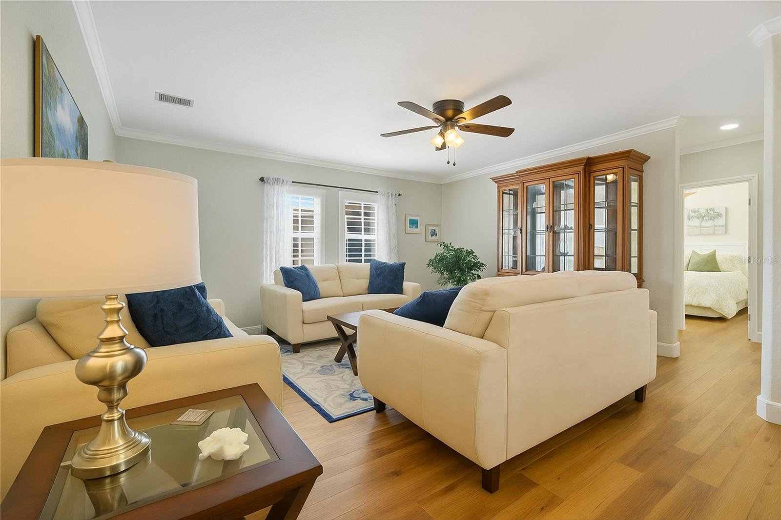 Image 7 of 51 For 2100 Kings Highway 404