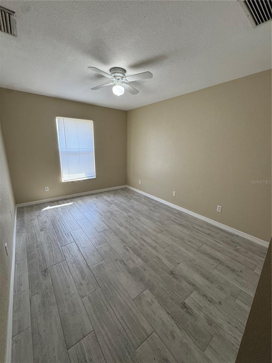 Image 17 of 21 For 10194 Tramore Avenue A