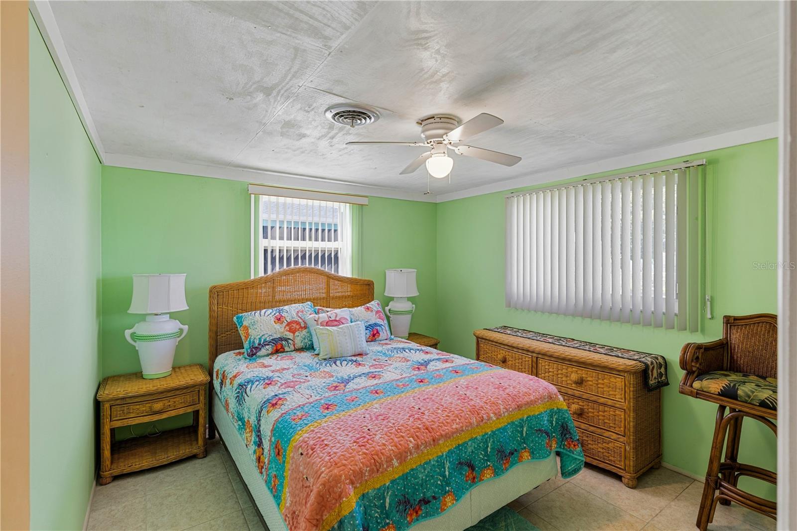 Image 14 of 33 For 2106 Mississippi Avenue