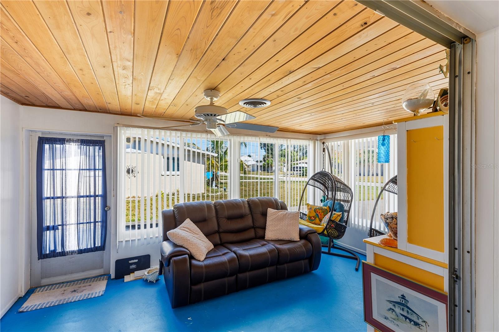 Image 16 of 33 For 2106 Mississippi Avenue