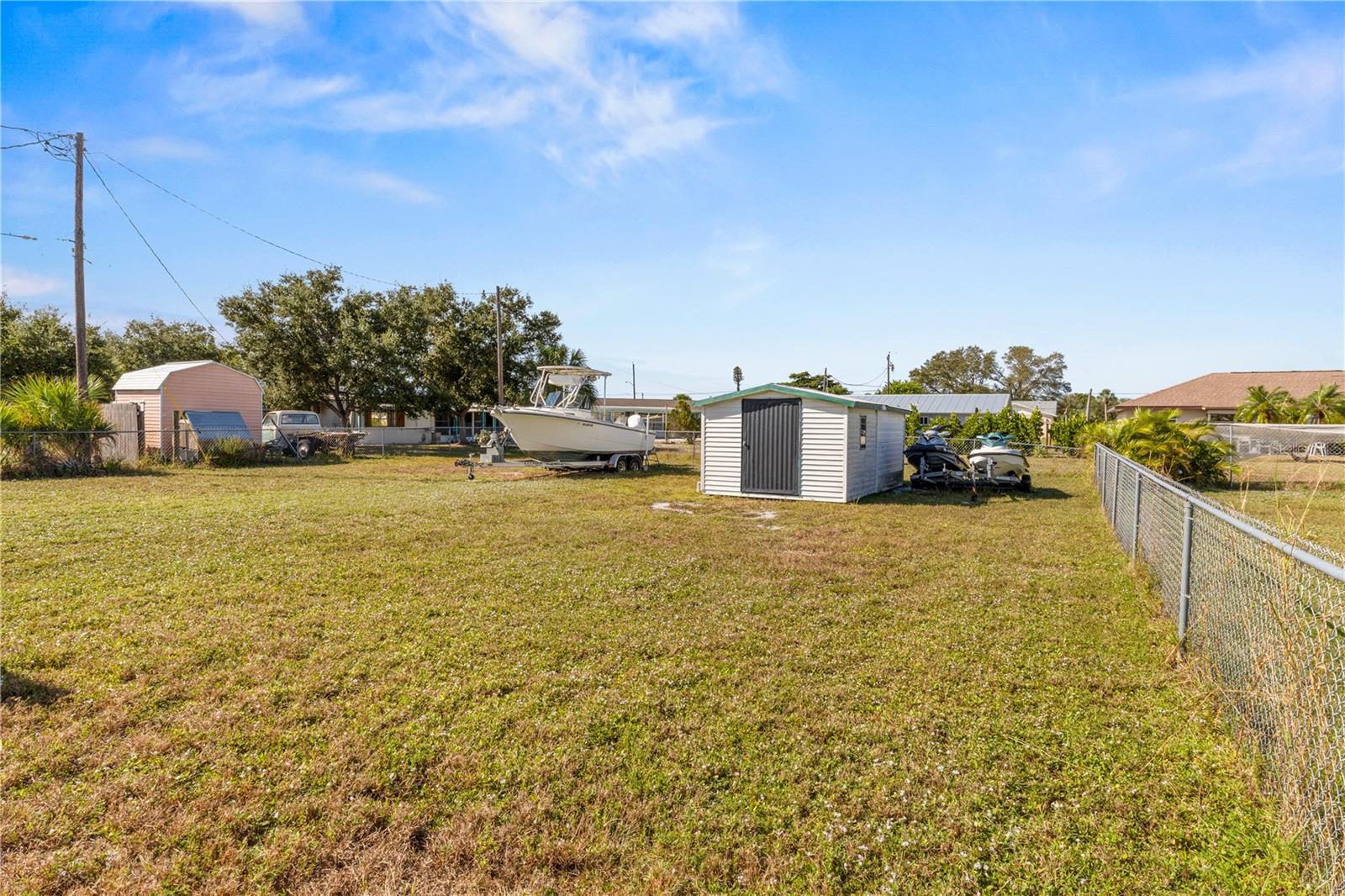 Image 27 of 33 For 2106 Mississippi Avenue