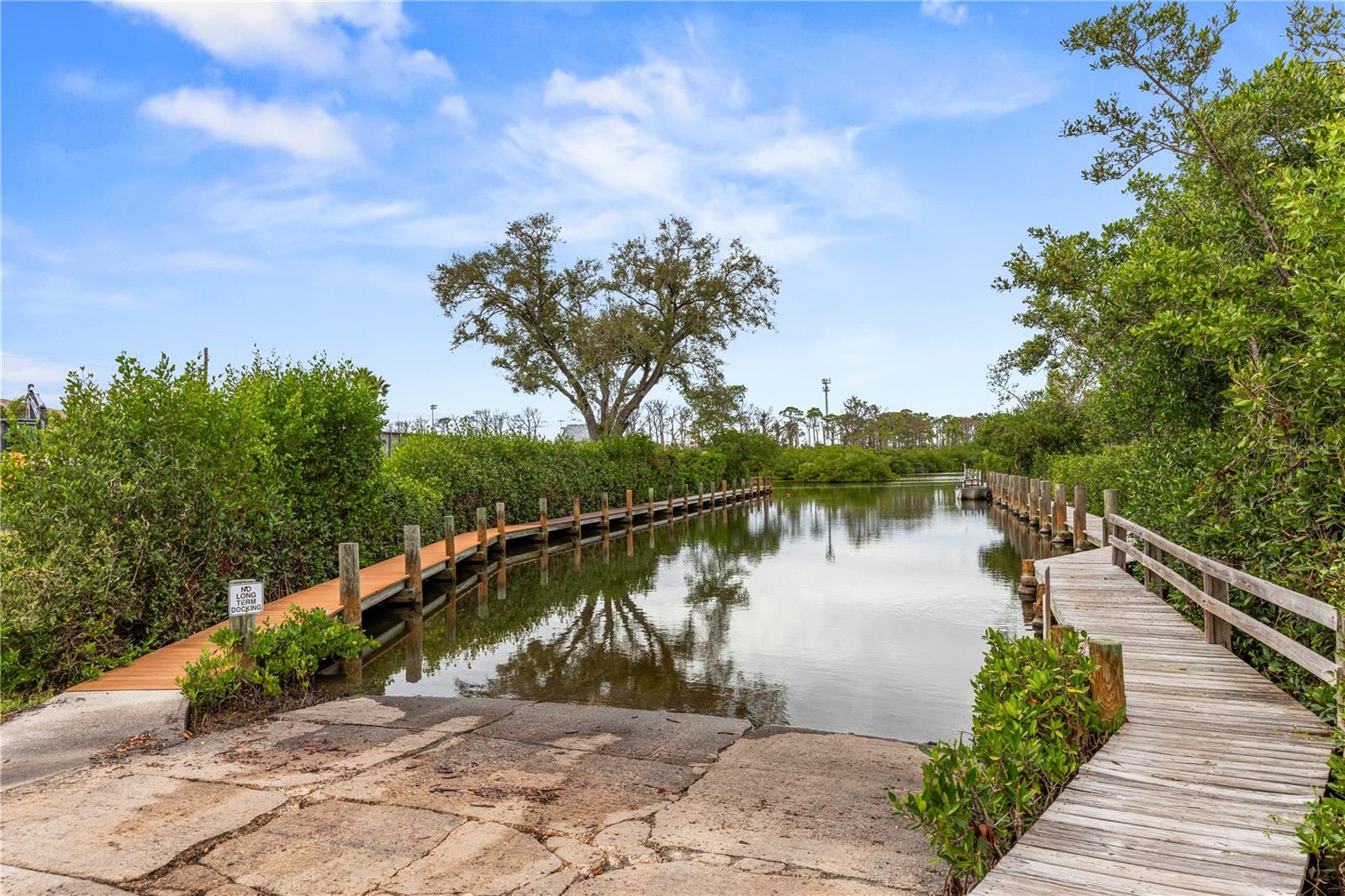 Image 31 of 33 For 2106 Mississippi Avenue