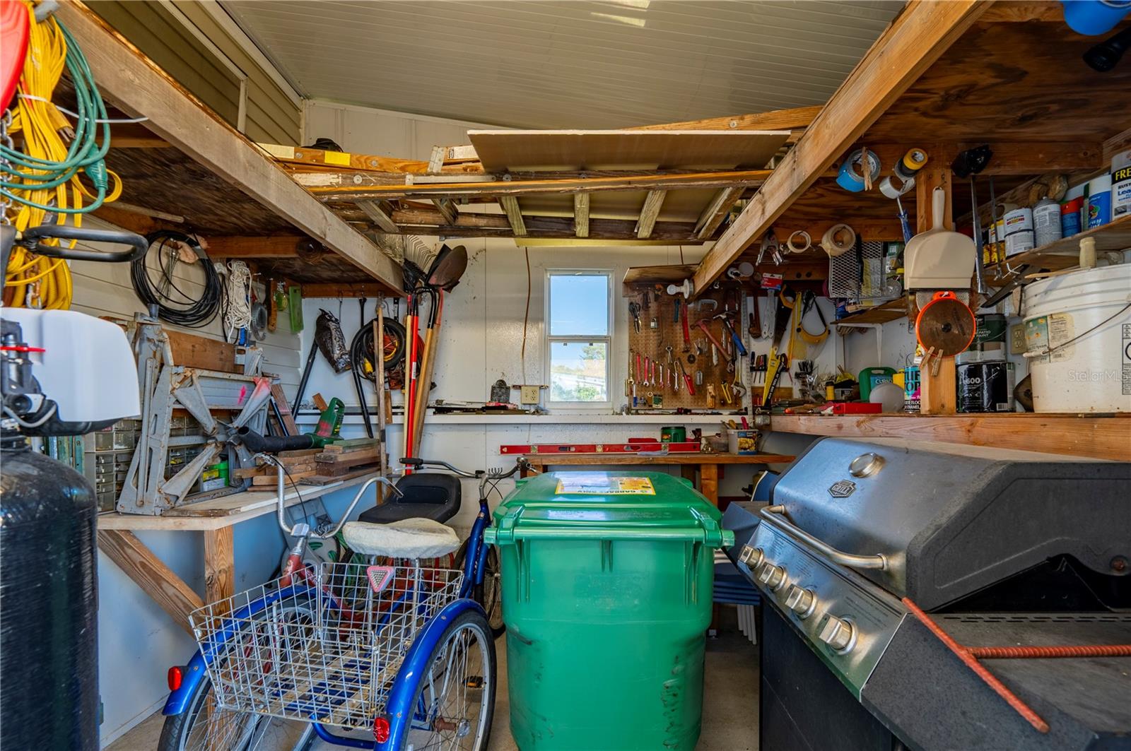 Image 15 of 61 For 24437 Harborview Road 51