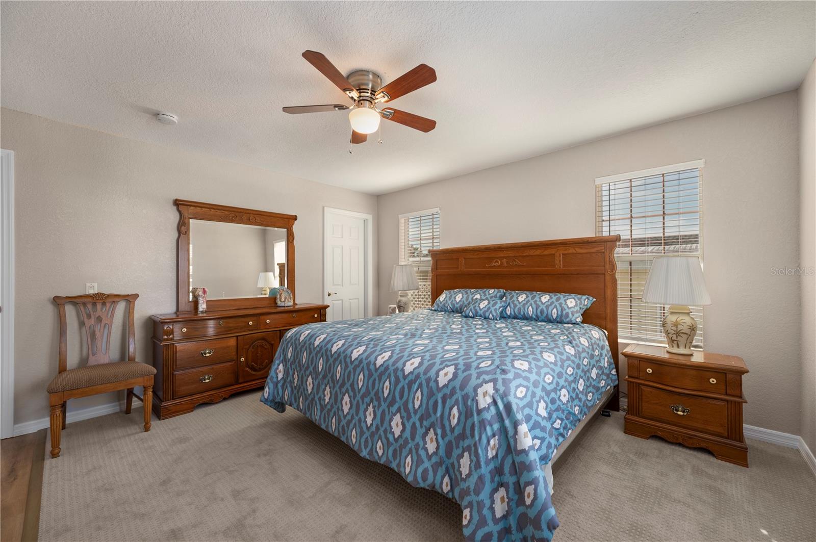 Image 28 of 61 For 24437 Harborview Road 51