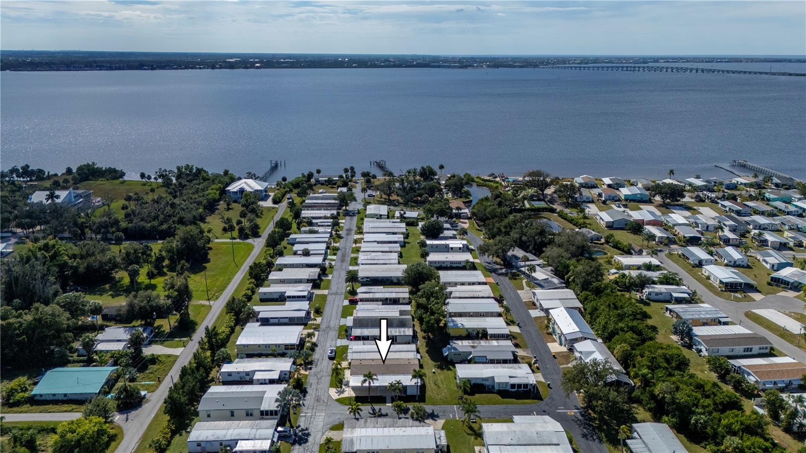 Image 43 of 61 For 24437 Harborview Road 51