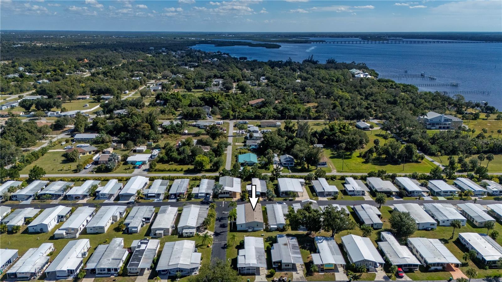 Image 46 of 61 For 24437 Harborview Road 51