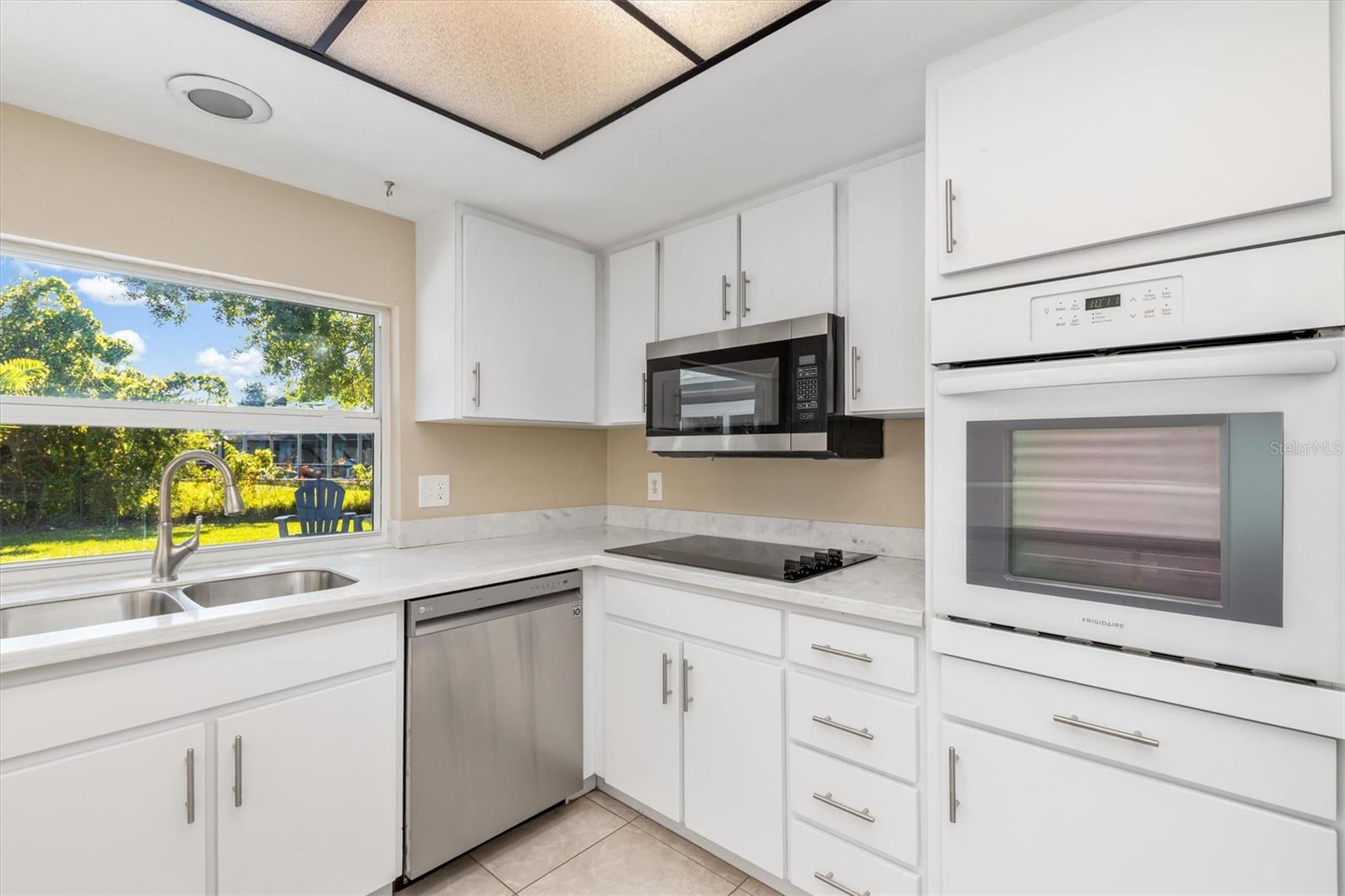 Image 12 of 41 For 20252 Navajo Lane