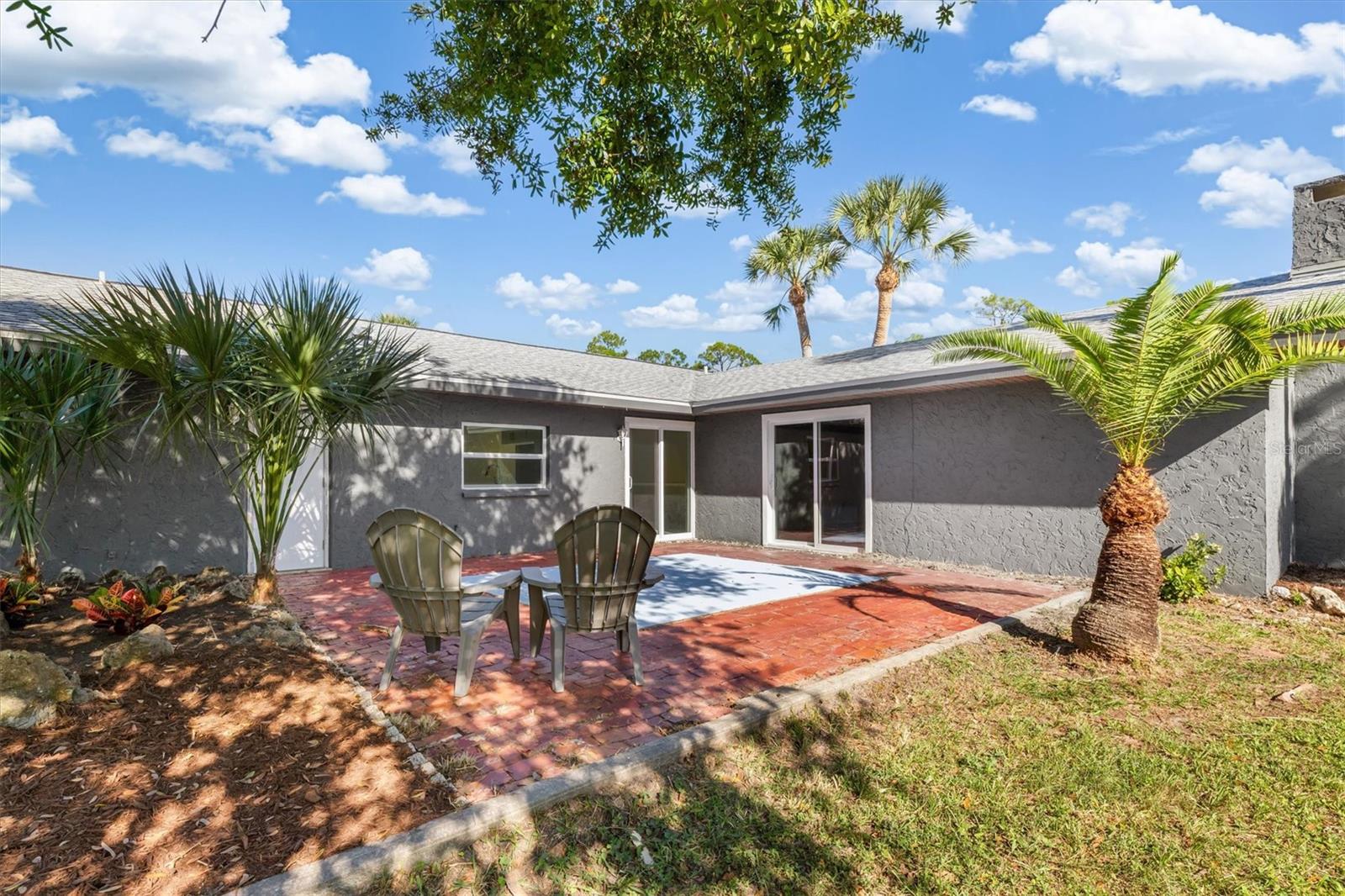 Image 27 of 41 For 20252 Navajo Lane