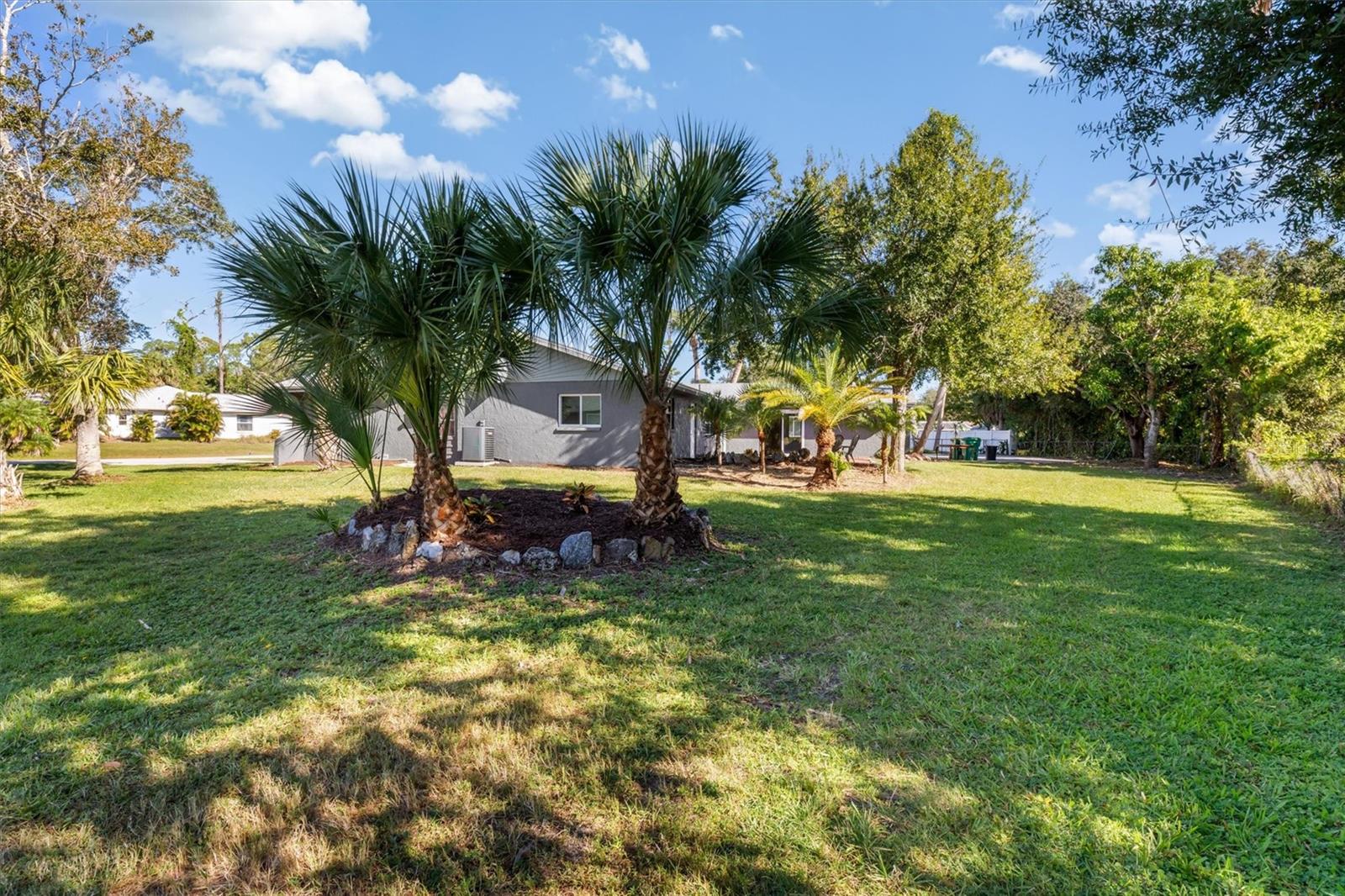 Image 29 of 41 For 20252 Navajo Lane