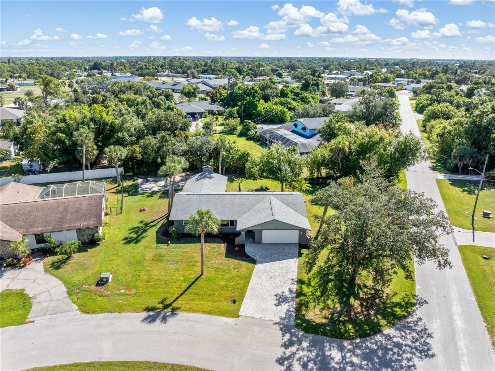 Image 33 of 41 For 20252 Navajo Lane