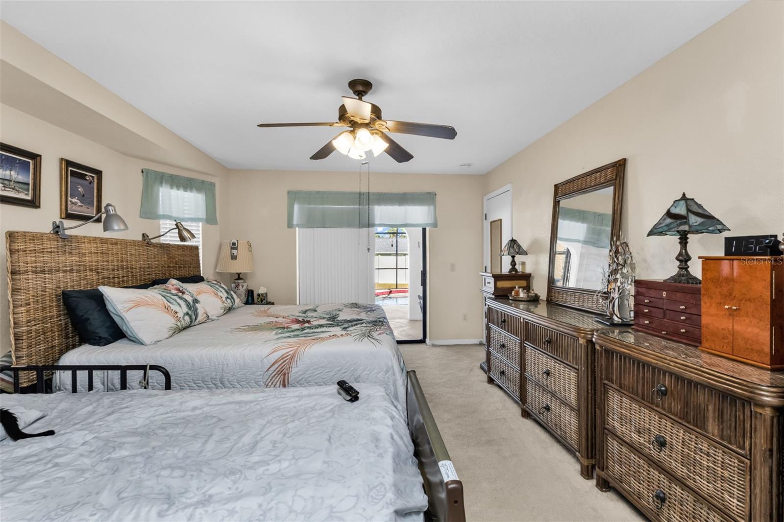 Image 23 of 42 For 15240 Buswell Avenue