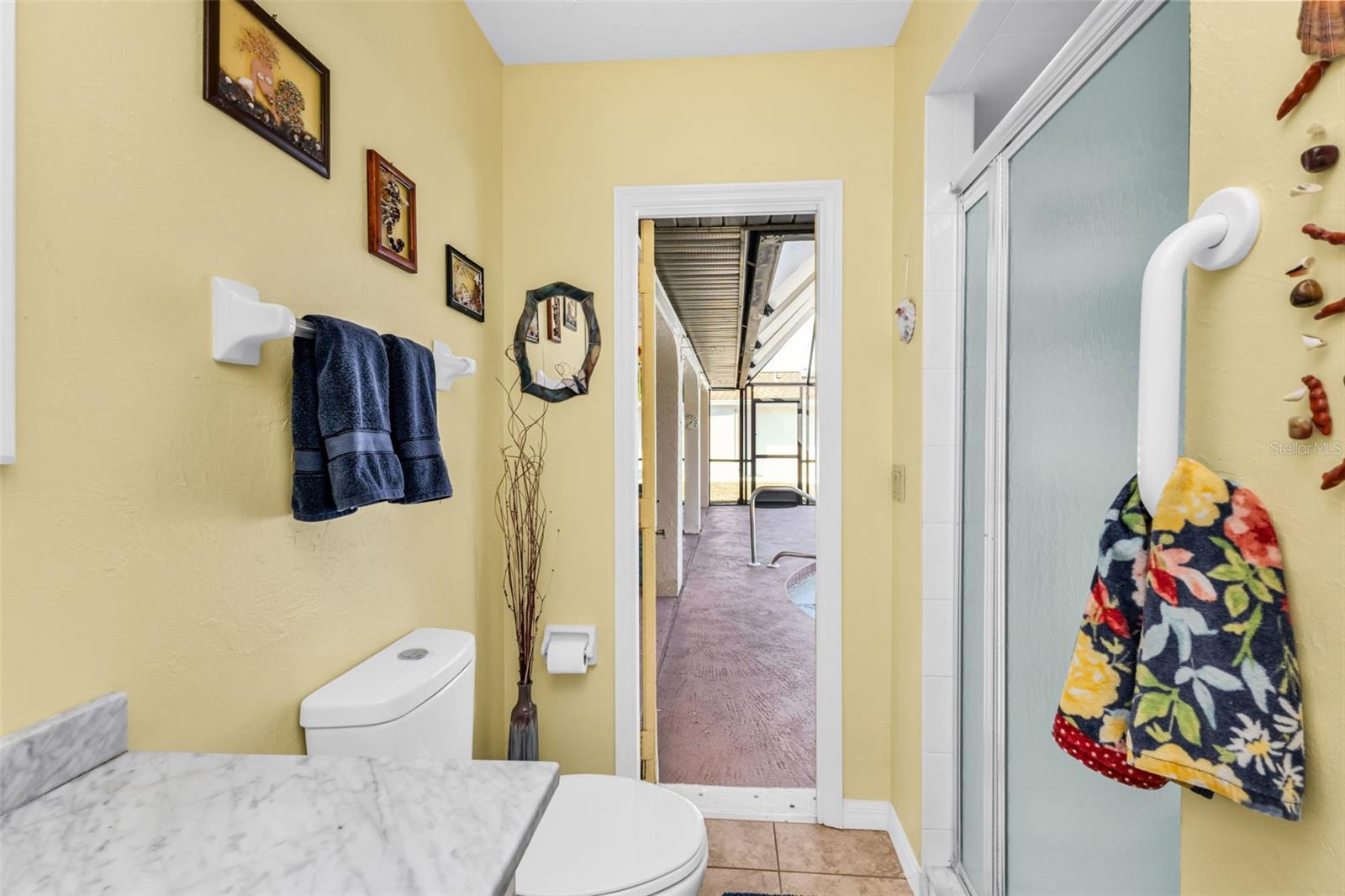 Image 29 of 42 For 15240 Buswell Avenue