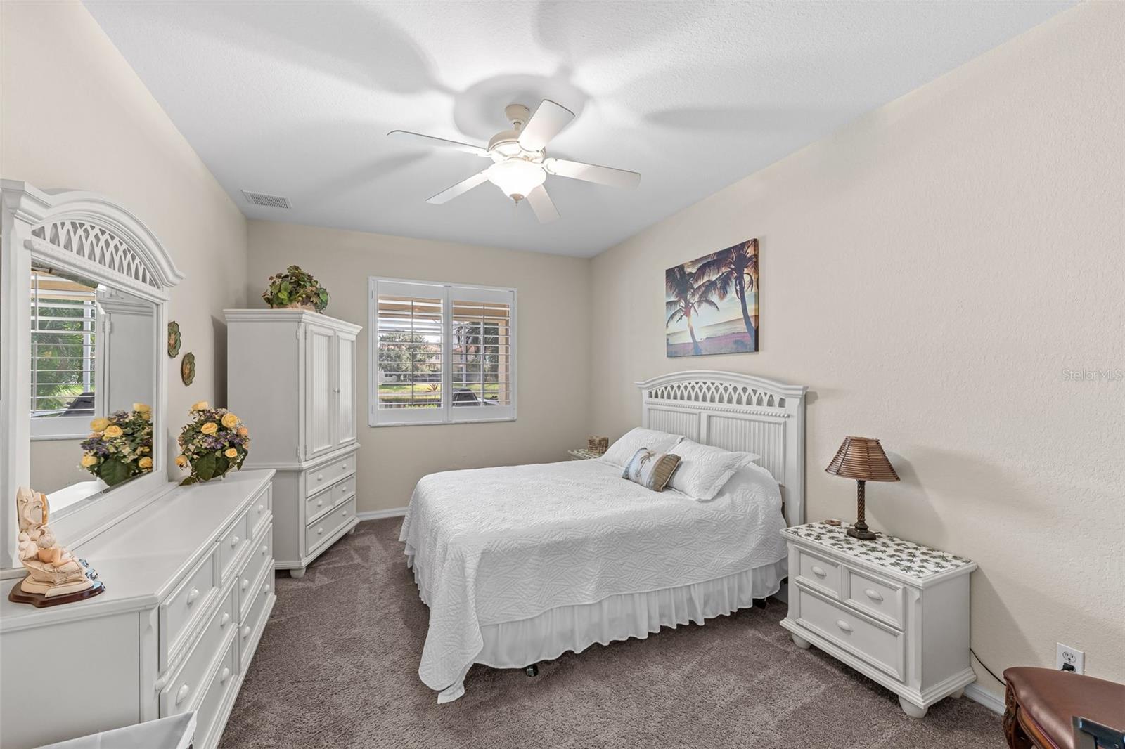 Image 16 of 48 For 15489 Laguna Hills Drive