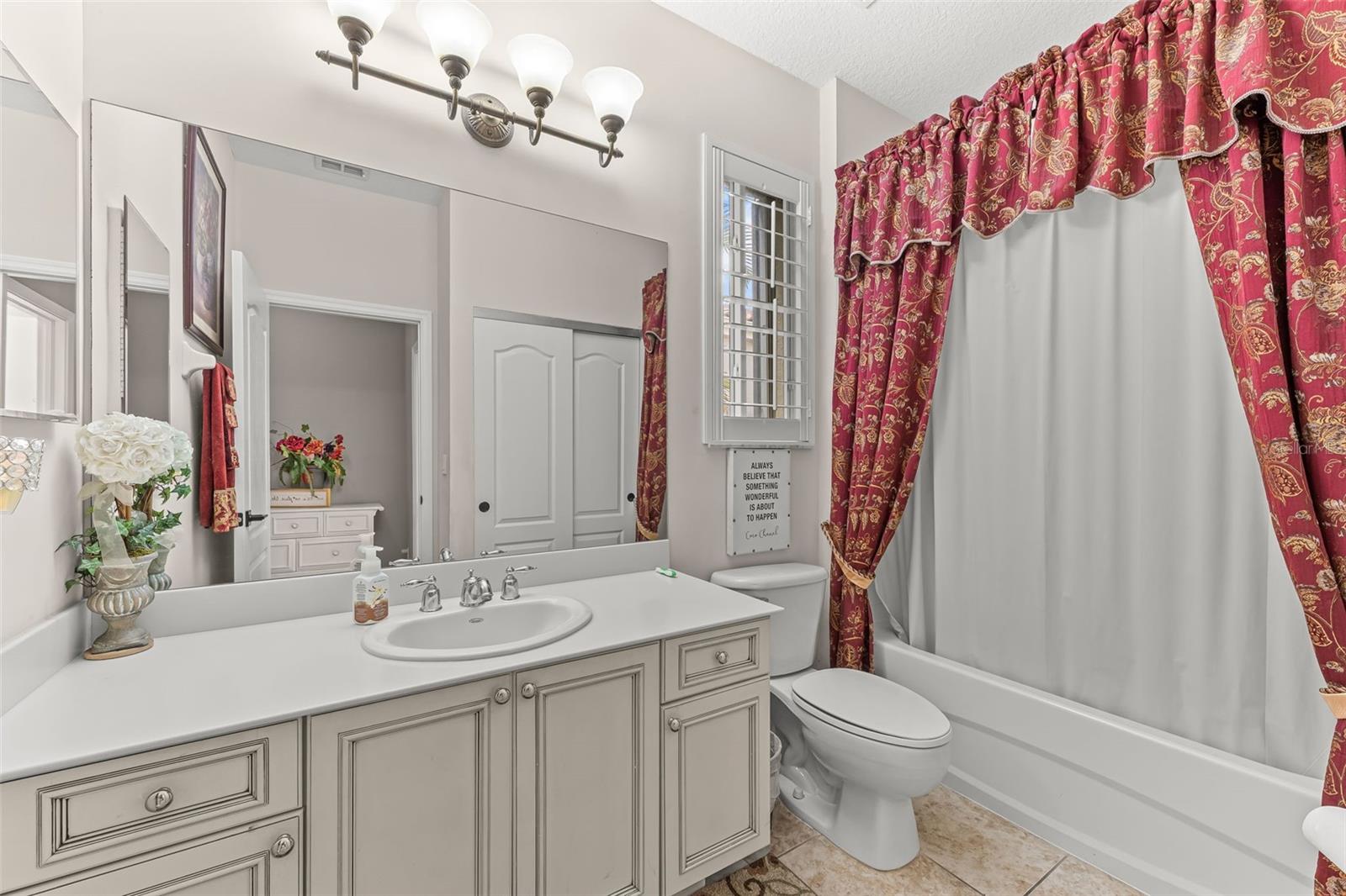 Image 18 of 48 For 15489 Laguna Hills Drive