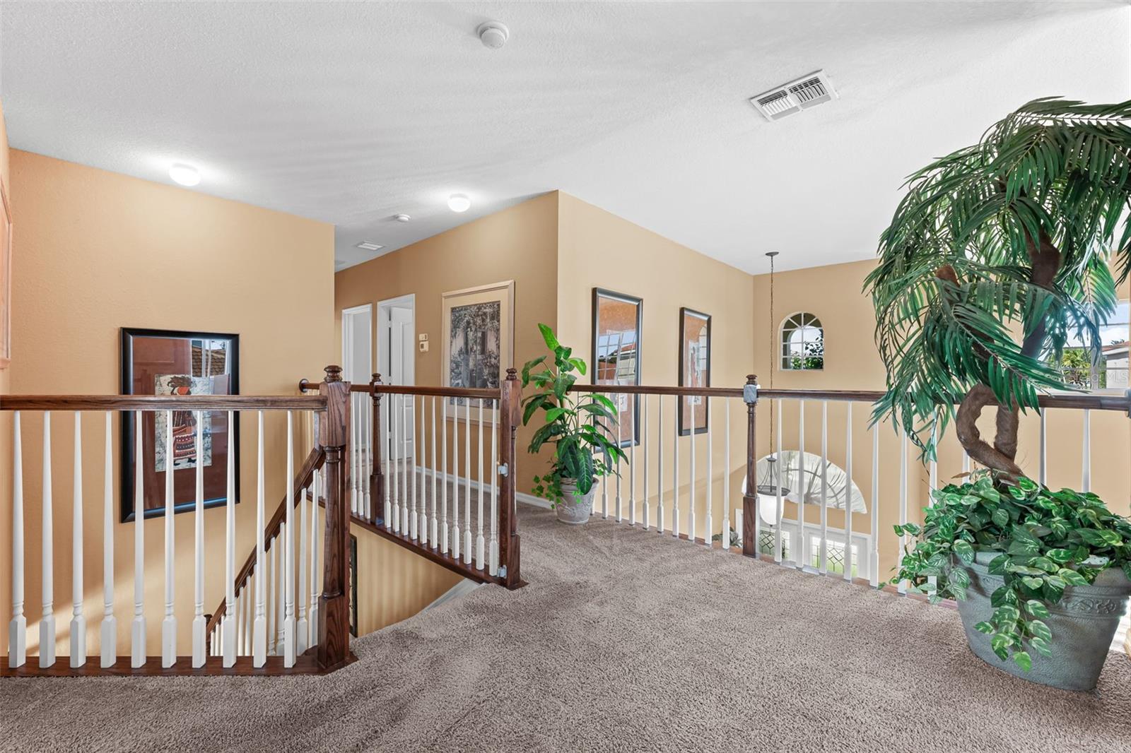 Image 20 of 48 For 15489 Laguna Hills Drive