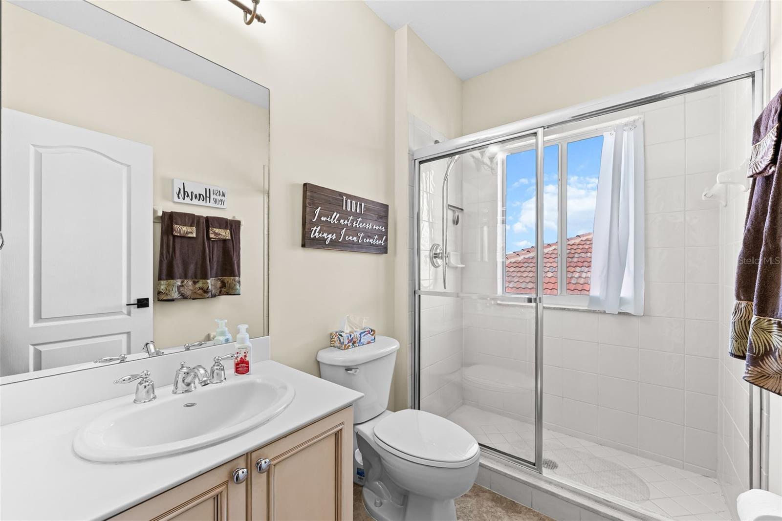 Image 29 of 48 For 15489 Laguna Hills Drive