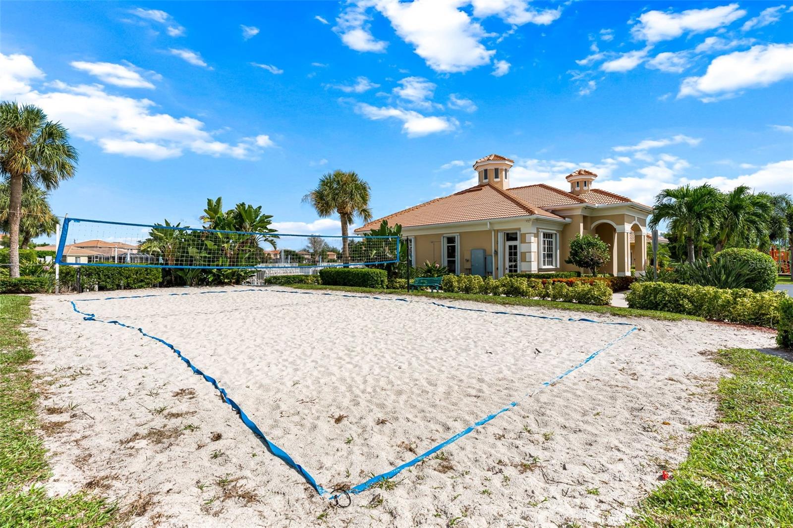 Image 45 of 48 For 15489 Laguna Hills Drive