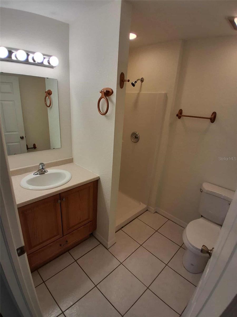 Image 7 of 12 For 27121 Partin Drive B