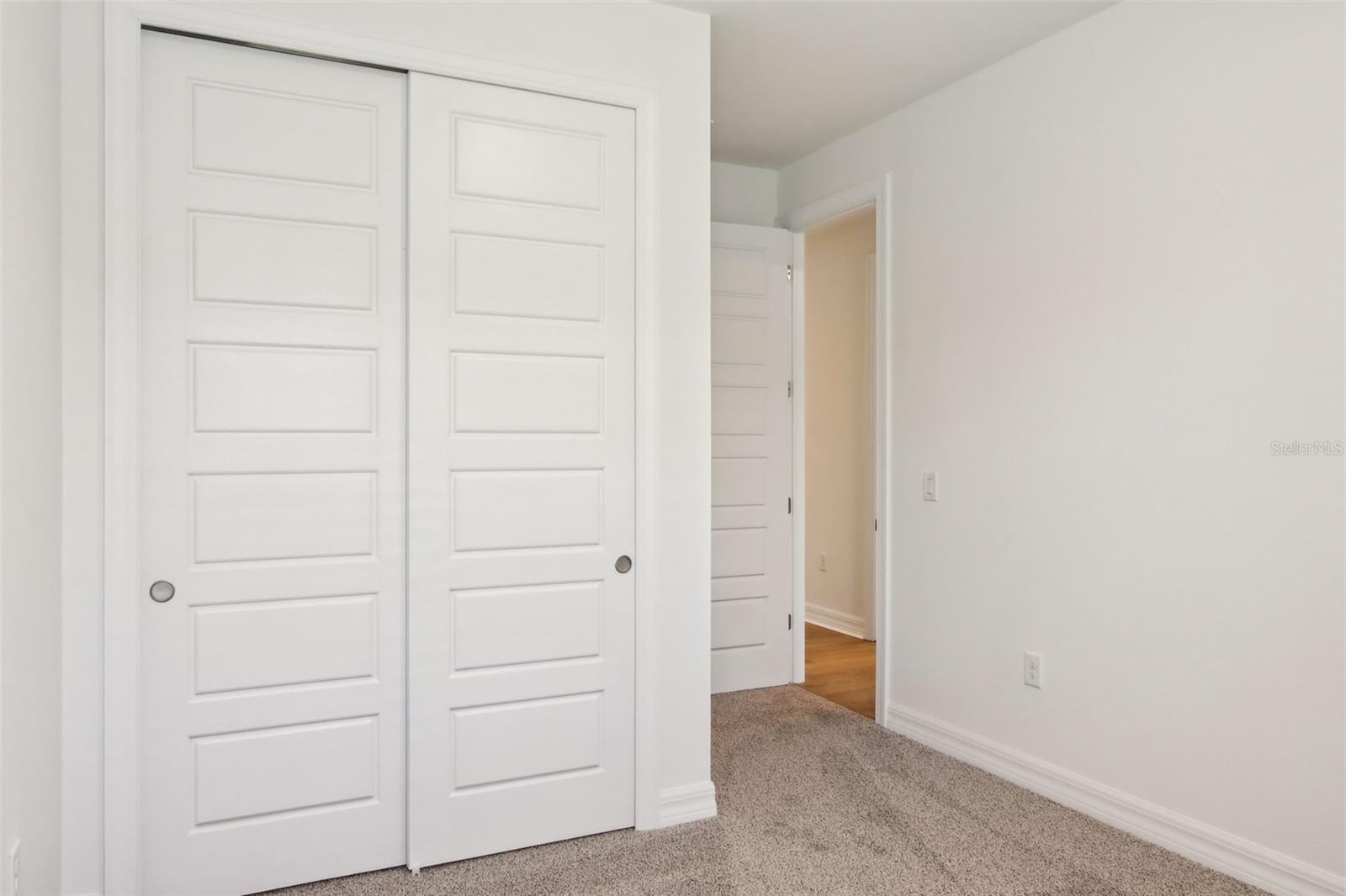 Image 17 of 24 For 16504 Seven Lakes Avenue