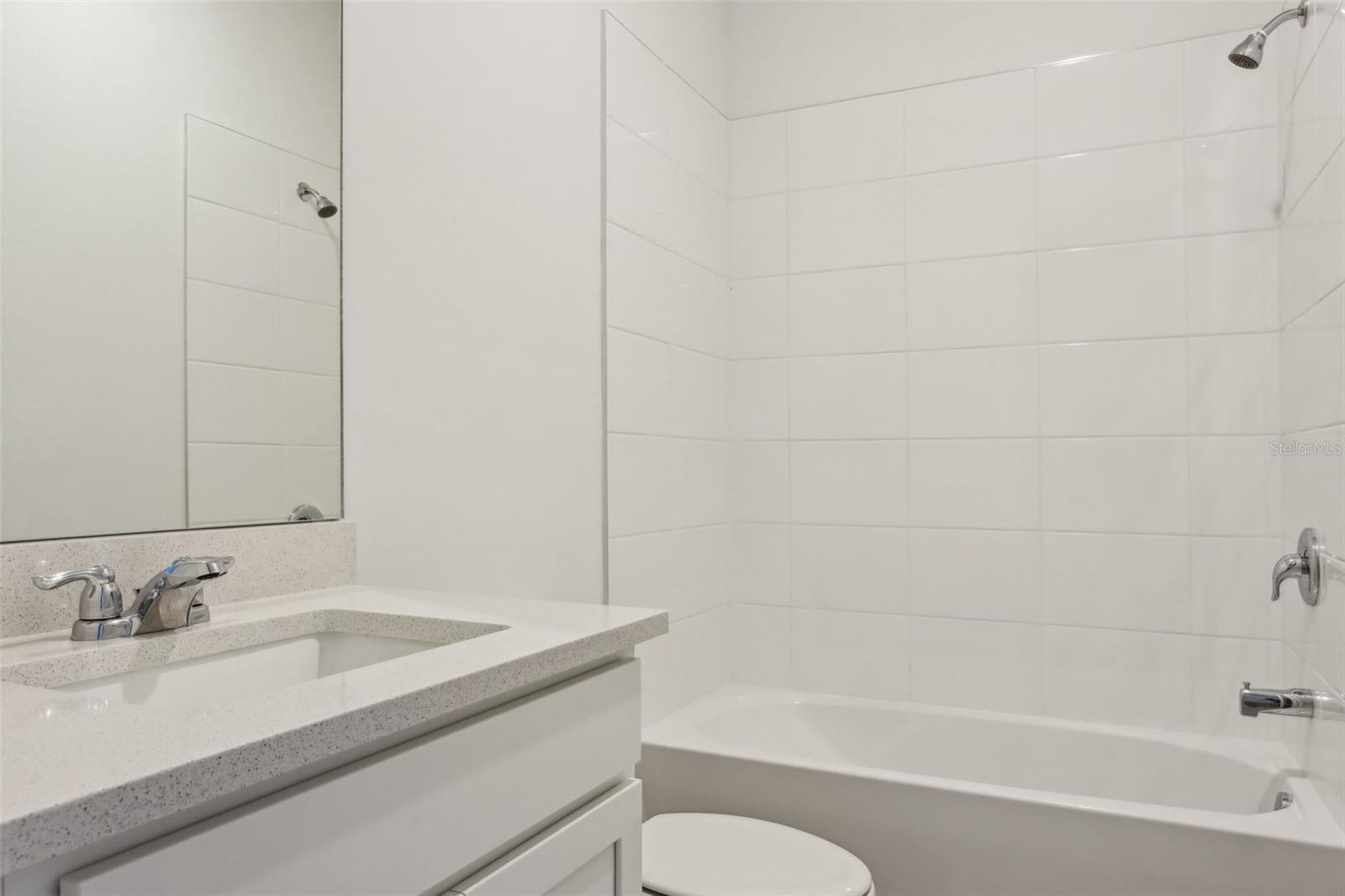 Image 9 of 24 For 16504 Seven Lakes Avenue