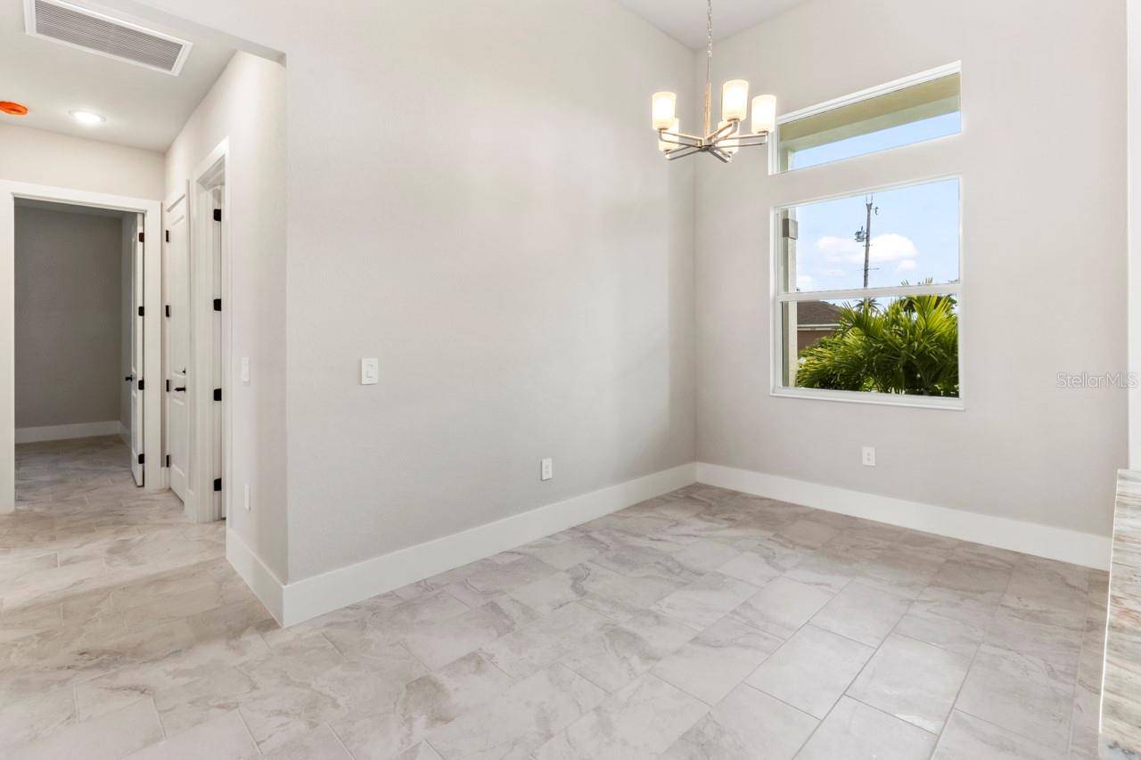 Image 37 of 61 For 2526 25th Avenue