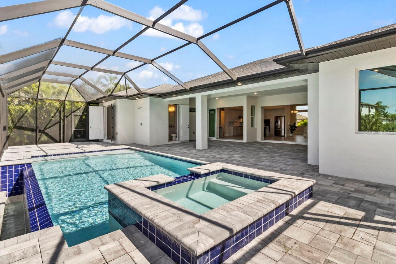 Image 54 of 61 For 2526 25th Avenue