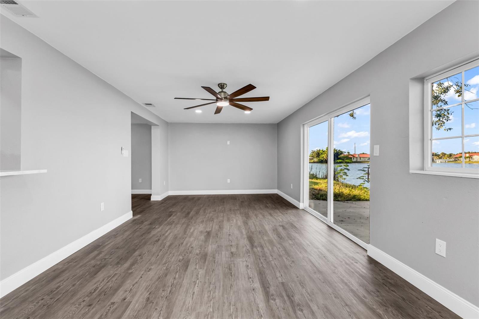 Image 18 of 46 For 2209 Cypress Street