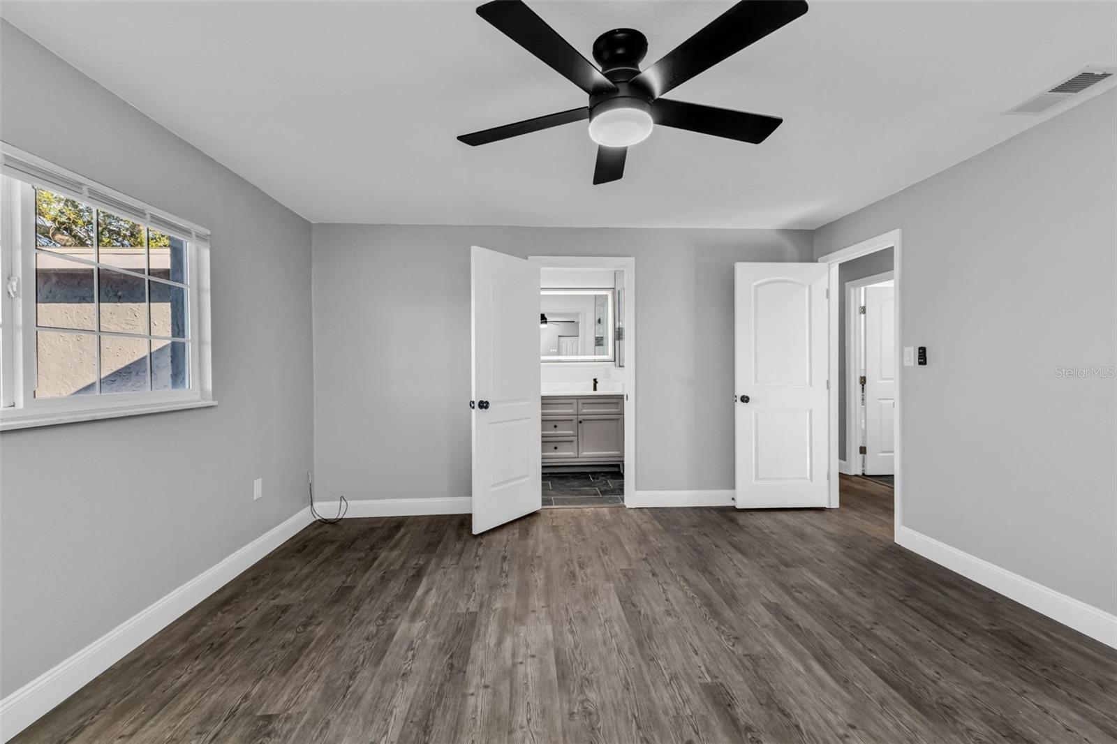 Image 22 of 46 For 2209 Cypress Street