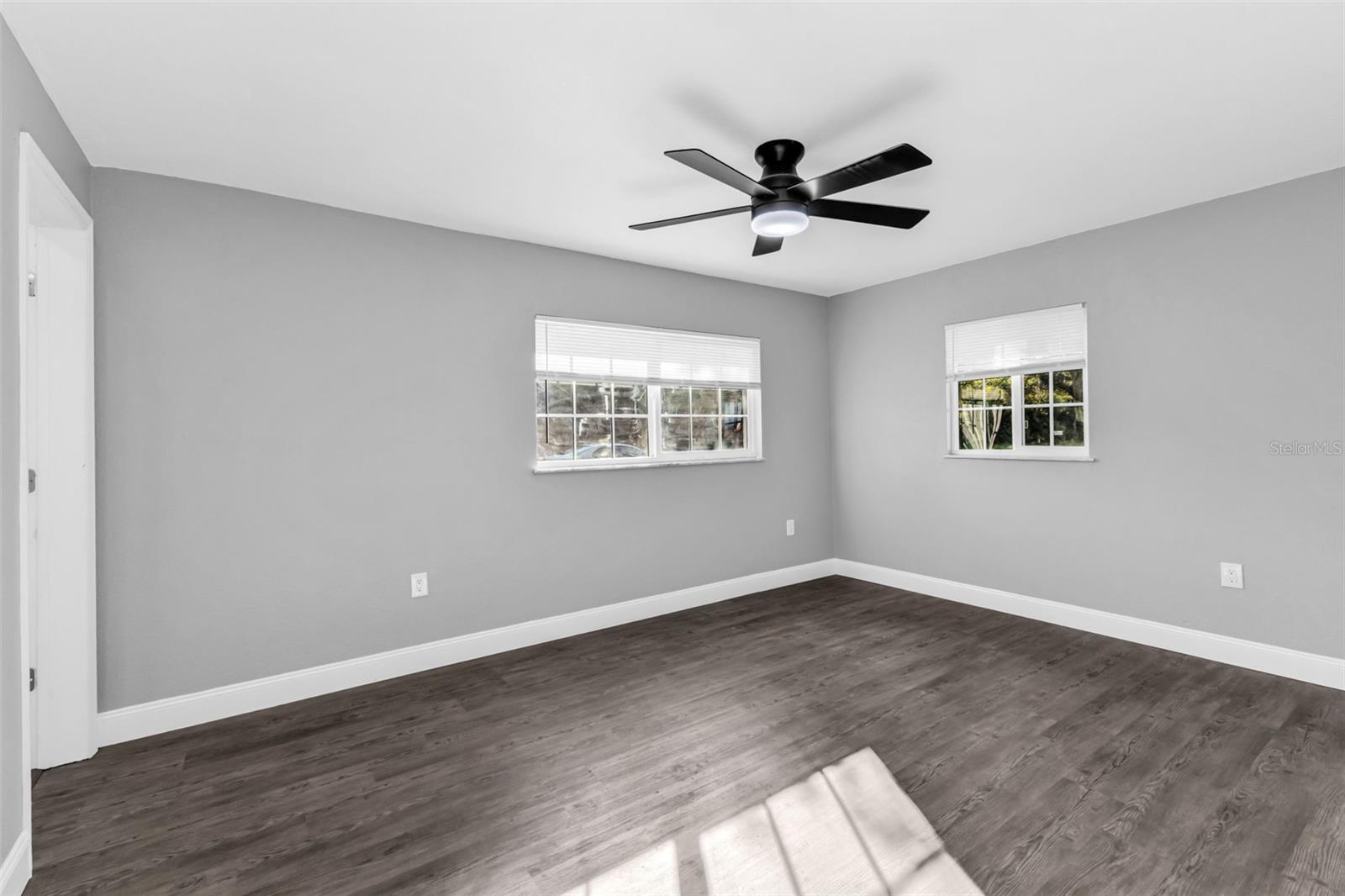 Image 26 of 46 For 2209 Cypress Street