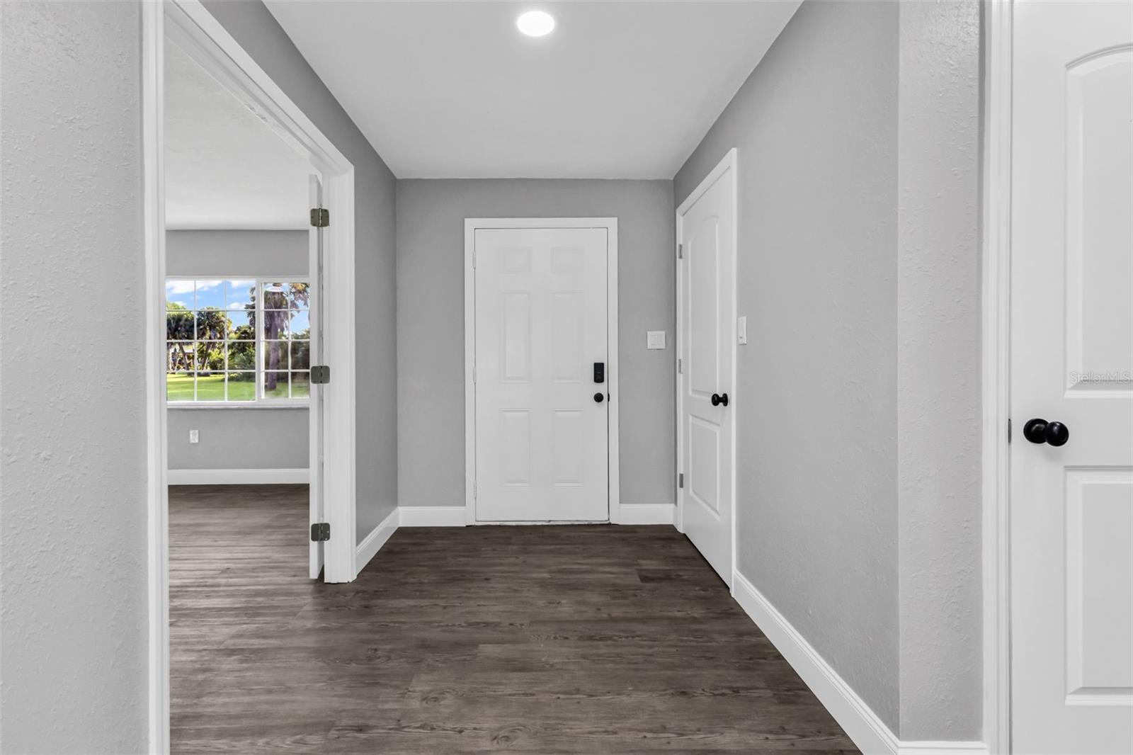 Image 4 of 46 For 2209 Cypress Street