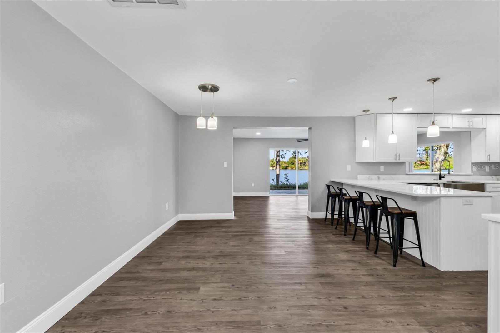 Image 6 of 46 For 2209 Cypress Street