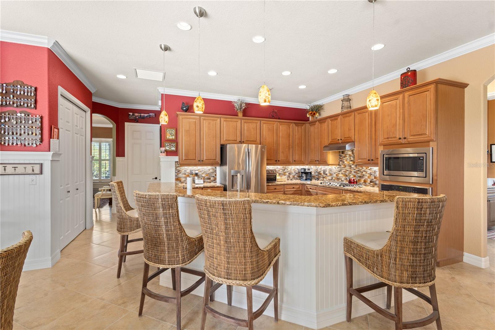 Image 19 of 62 For 5428 Royal Poinciana Way