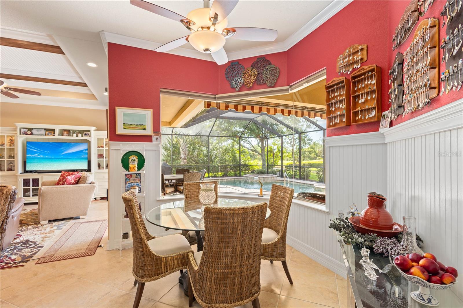 Image 20 of 62 For 5428 Royal Poinciana Way