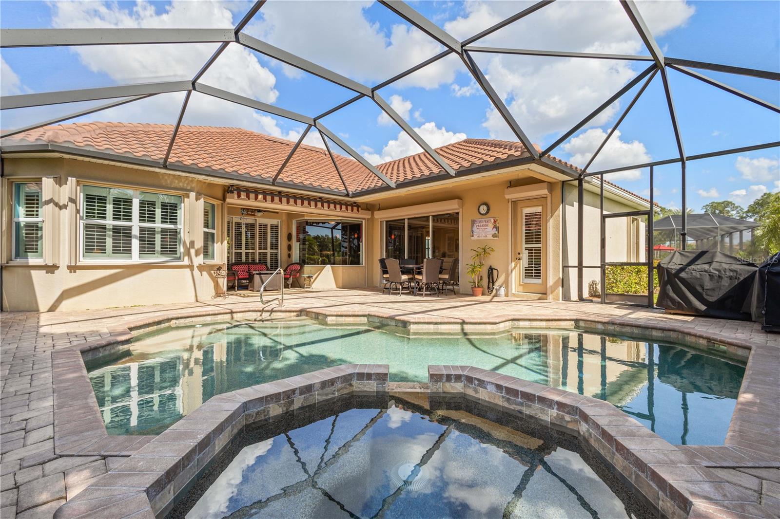 Image 35 of 62 For 5428 Royal Poinciana Way