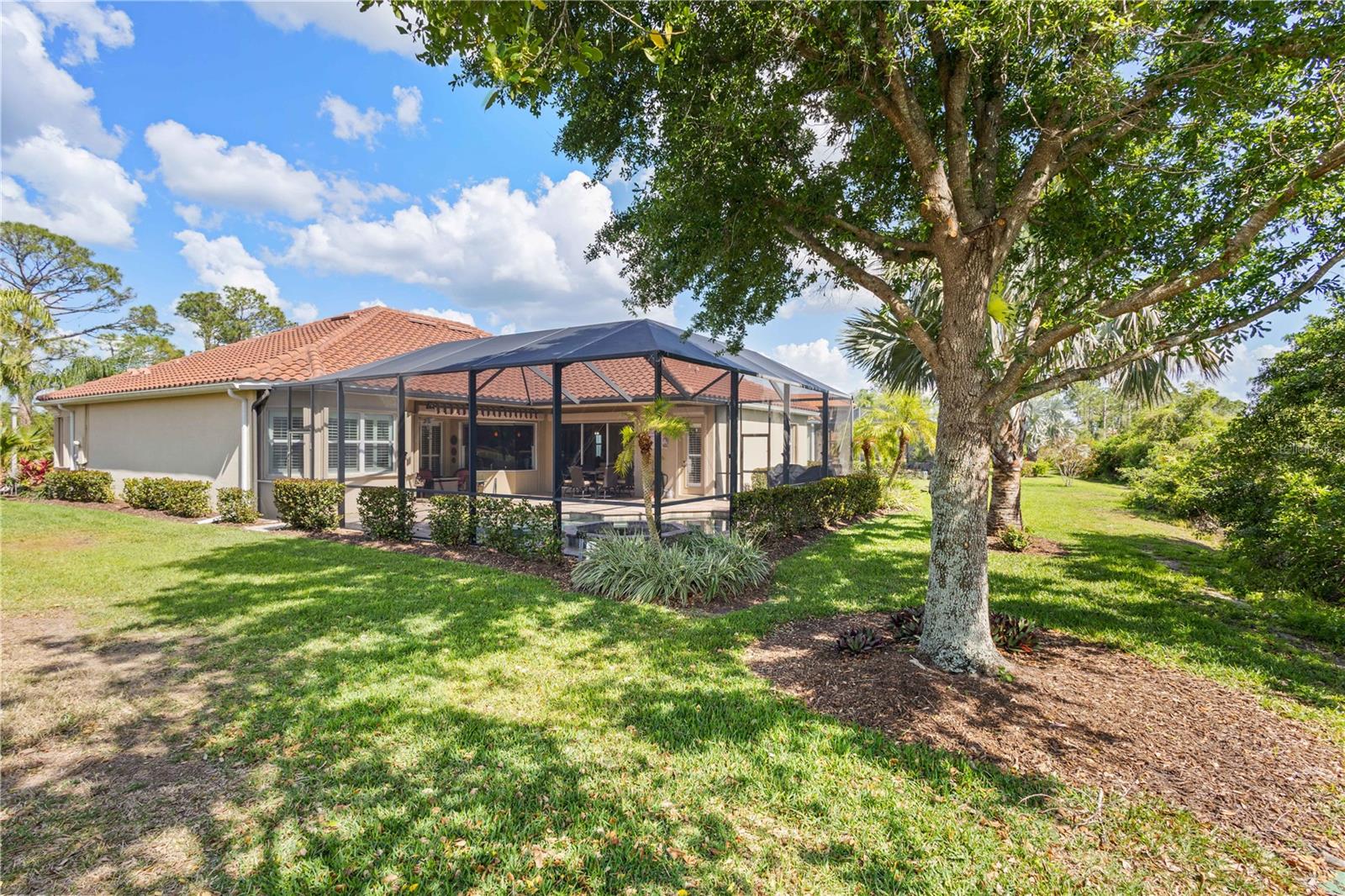 Image 37 of 62 For 5428 Royal Poinciana Way