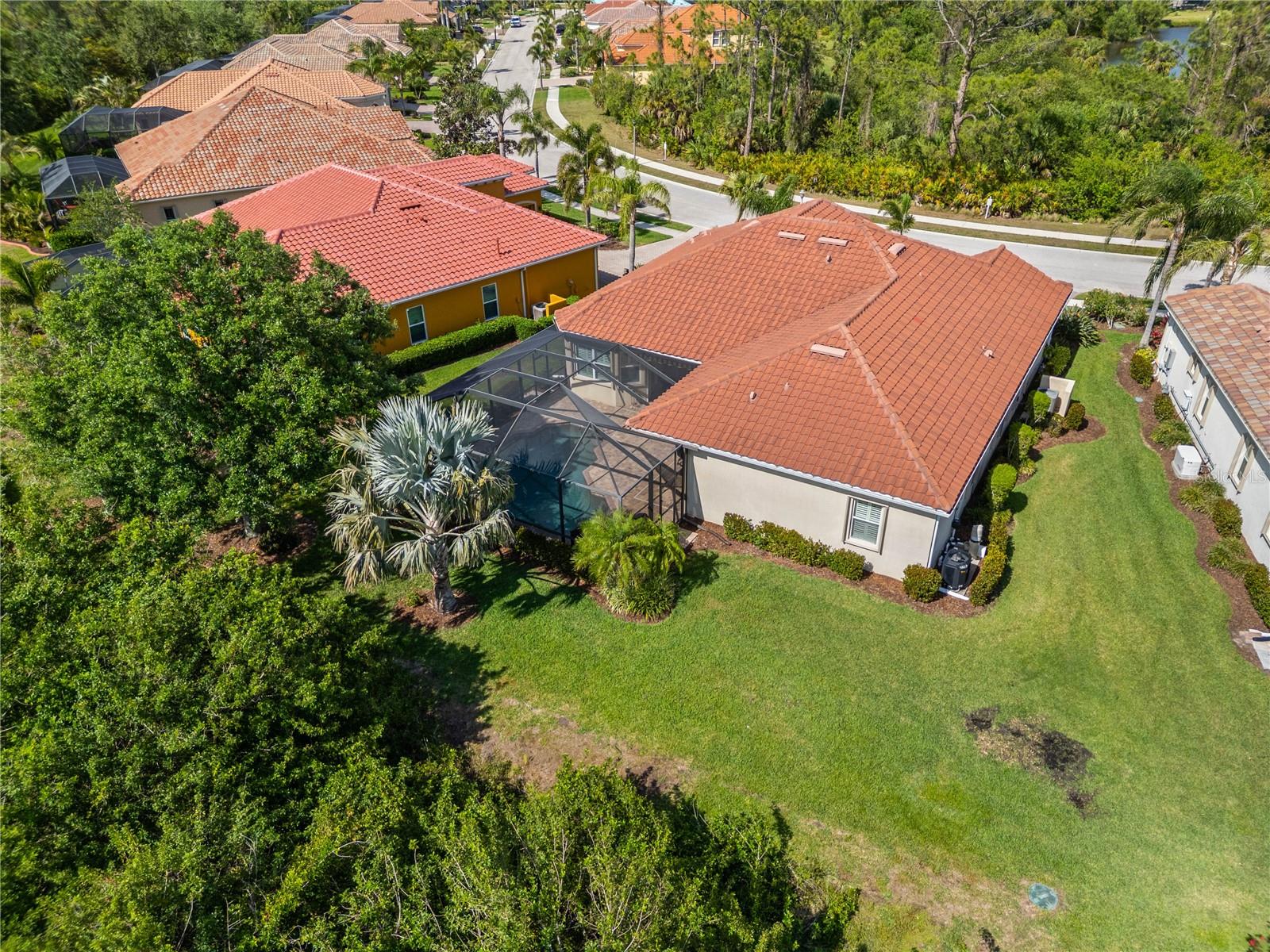 Image 42 of 62 For 5428 Royal Poinciana Way