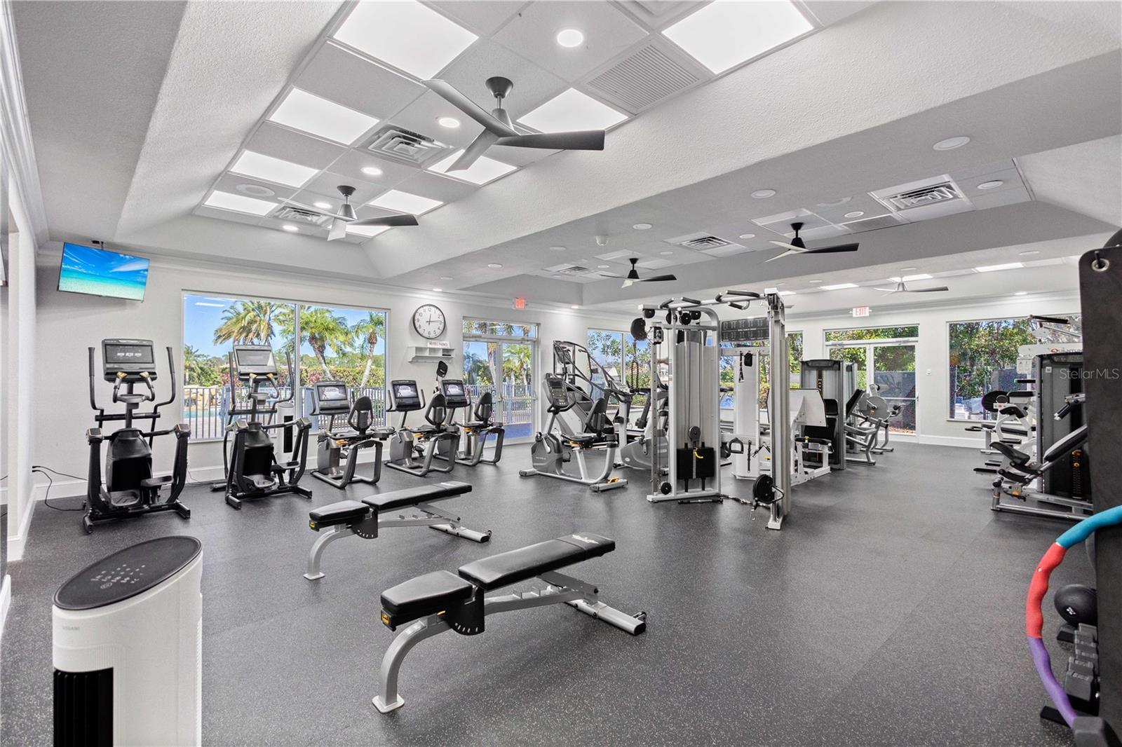 Image 59 of 62 For 5428 Royal Poinciana Way