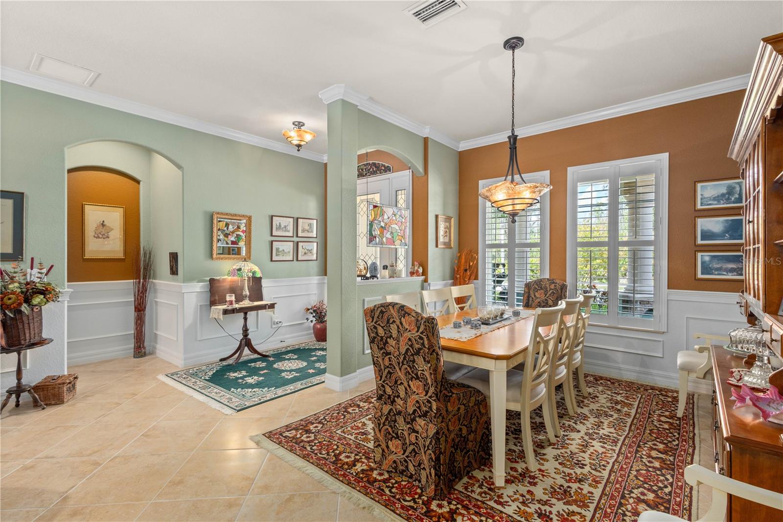 Image 6 of 62 For 5428 Royal Poinciana Way