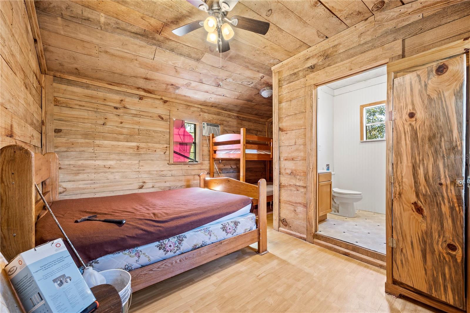 Image 6 of 34 For 8970 Tower Road