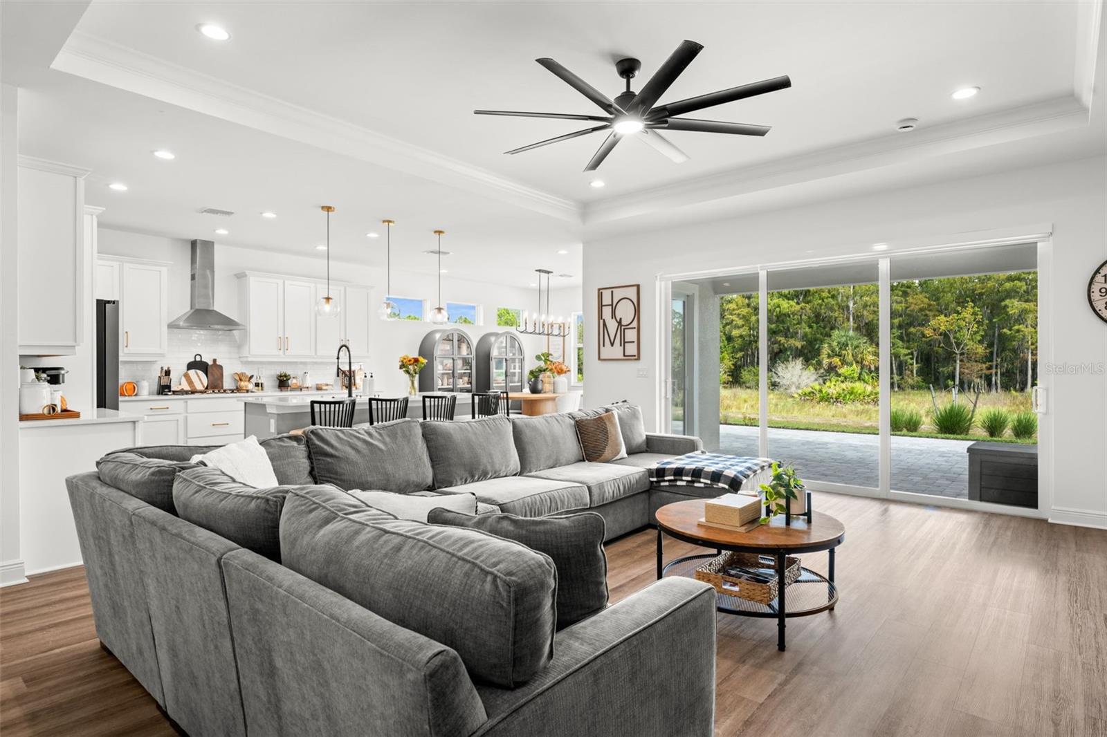 Image 17 of 67 For 44766 Kelsa Anne Loop