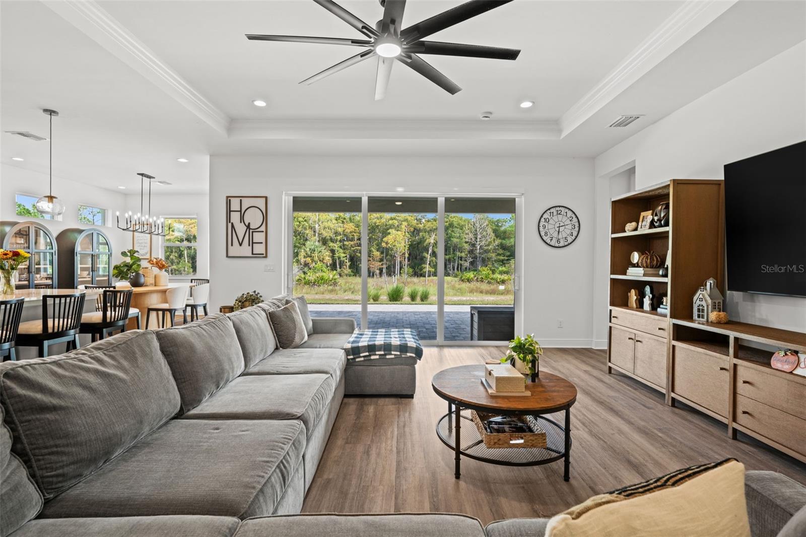 Image 18 of 67 For 44766 Kelsa Anne Loop