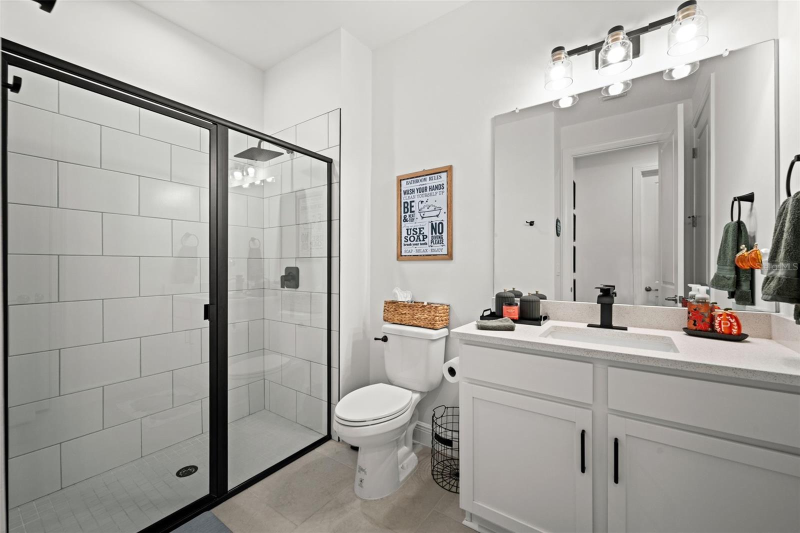 Image 26 of 67 For 44766 Kelsa Anne Loop